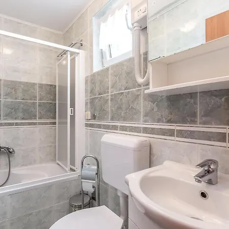 Apartmán Ivana B4 N1 *