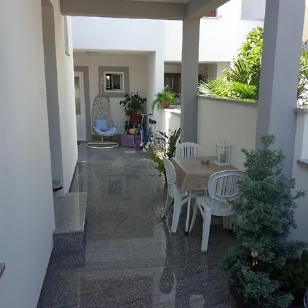 Apartment Ivana B4 N1