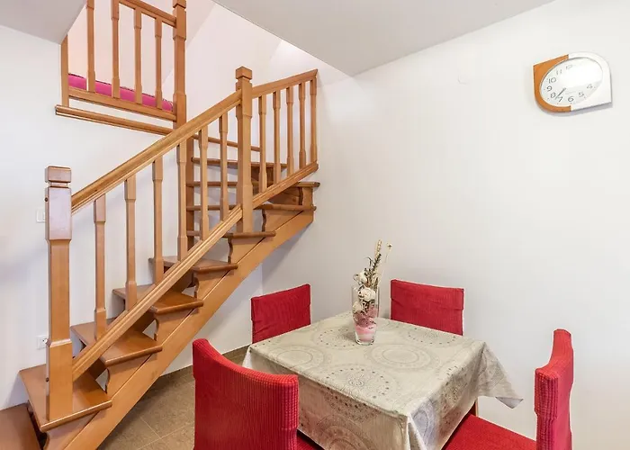 Ivana B4 N1 Πόρετς